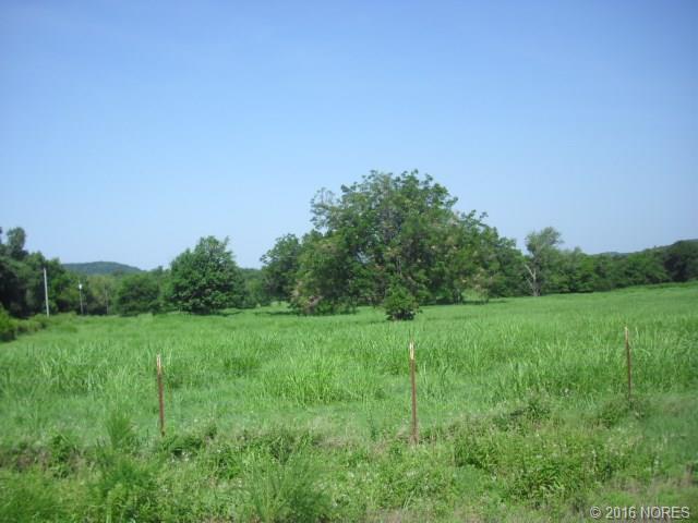 W 700 Road, Hulbert, OK 74441
