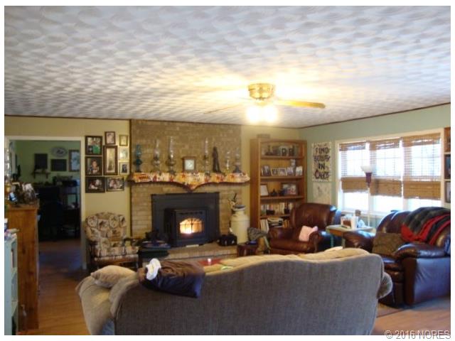 18023 S 410th Road, Hulbert, OK 74441