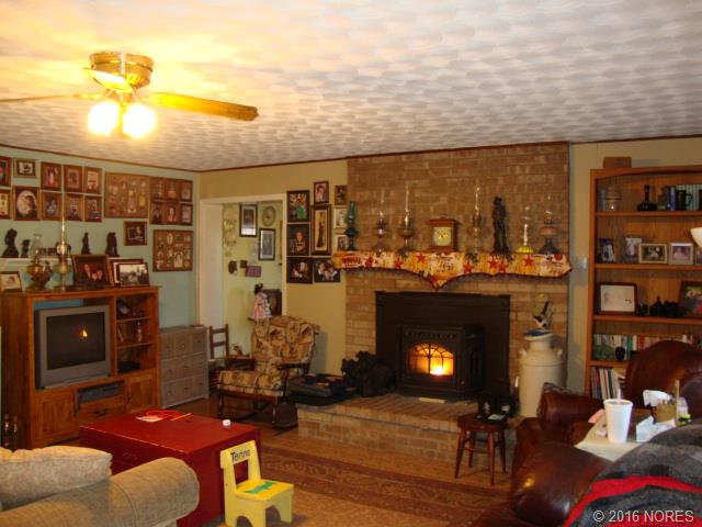 18023 S 410th Road, Hulbert, OK 74441