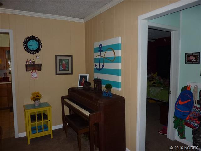 1213 W 6th Street, Okmulgee, OK 74447