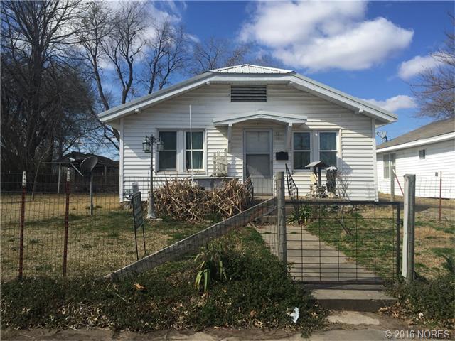 808 Oklahoma Avenue, Okmulgee, OK 74447