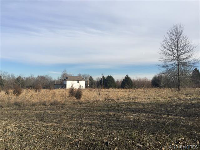 15670 N Skyline Drive, Okmulgee, OK 74447