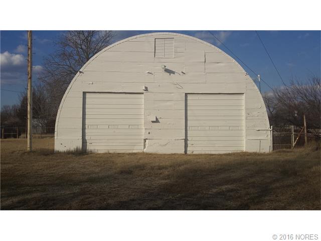 608 W 2nd Street, Okmulgee, OK 74447