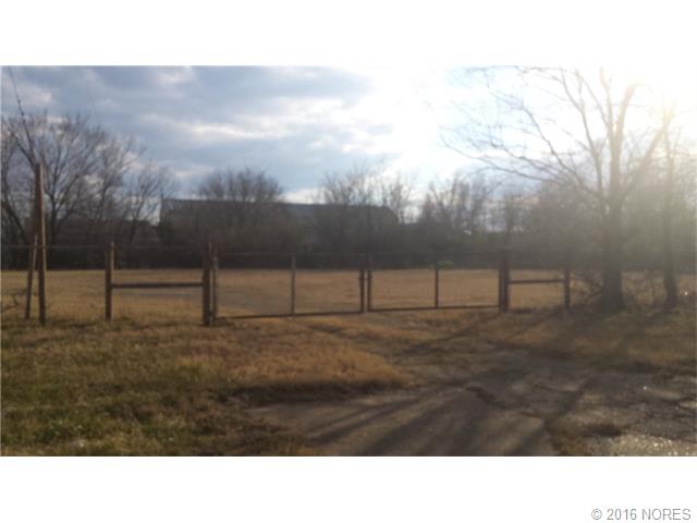 608 W 2nd Street, Okmulgee, OK 74447