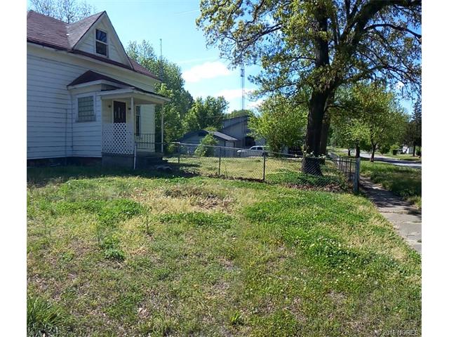 304 E 9th Street, Okmulgee, OK 74447