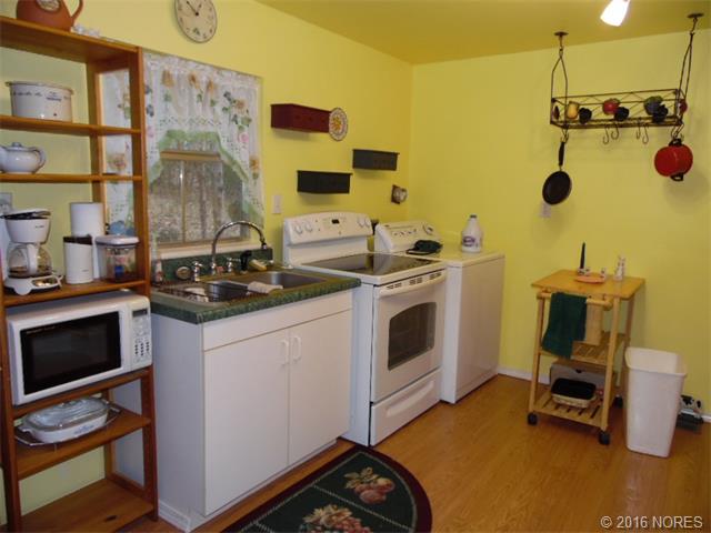 35966 S. Cherokee Road, Park Hill, OK 74451