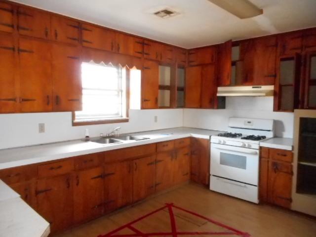 906 N Cedar AveTahlequah, OK, 74464Cherokee County