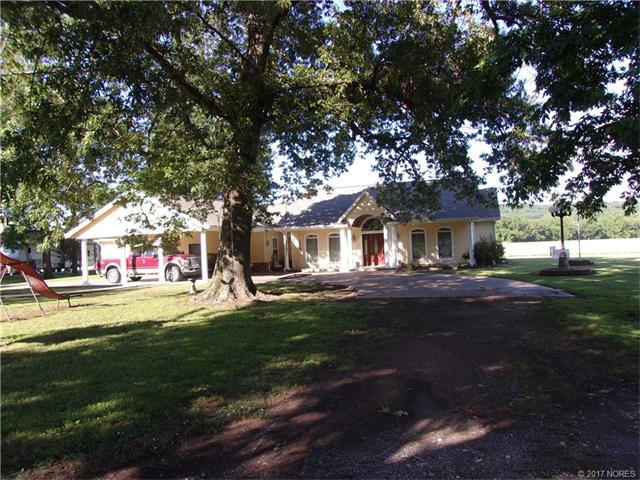 23701 E 730 Road, Tahlequah, OK 74464