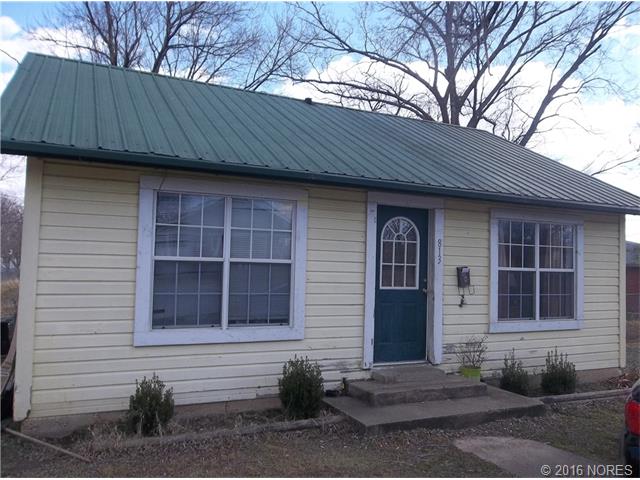 813 S State Avenue, Tahlequah, OK 74464