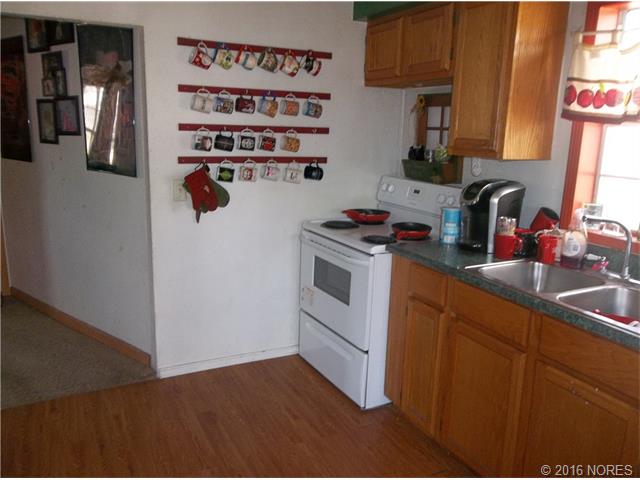 813 S State Avenue, Tahlequah, OK 74464