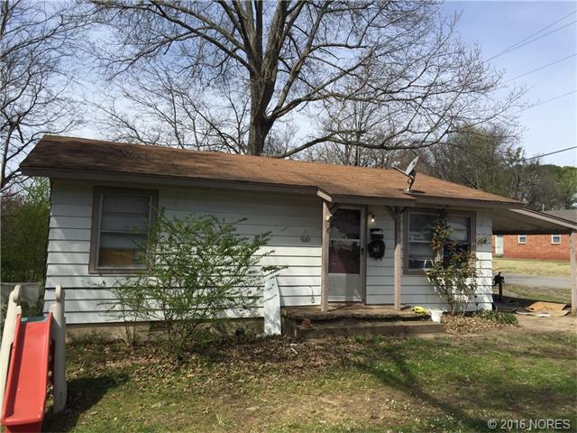 109 N Cedar Avenue, Tahlequah, OK 74464