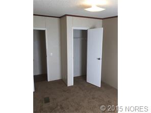 26921 W Stone Chapel Road, Tahlequah, OK 74464