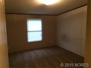 26921 W Stone Chapel Road, Tahlequah, OK 74464