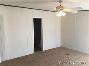 26921 W Stone Chapel Road, Tahlequah, OK 74464