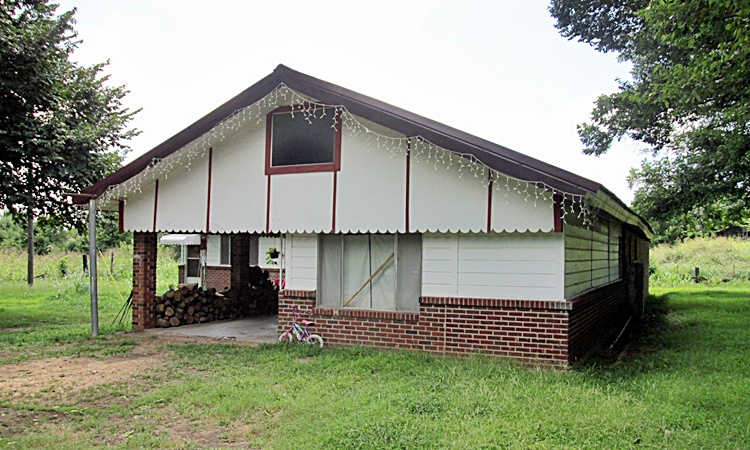 2203 VINITA ST., Tahlequah, OK 74464