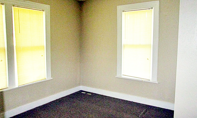1306 E. LENA LANE, Tahlequah, OK 74464