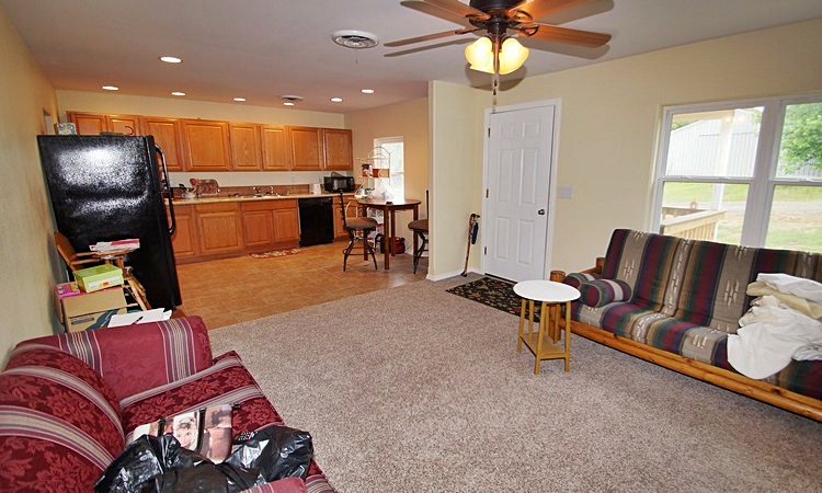 21095 S. 496 RD., Tahlequah, OK 74464