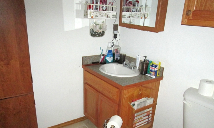 806 E. HARRISON ST., Tahlequah, OK 74464