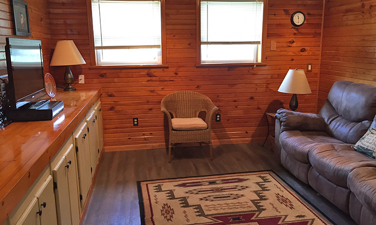 4556 N. OAKS RD., Tahlequah, OK 74464