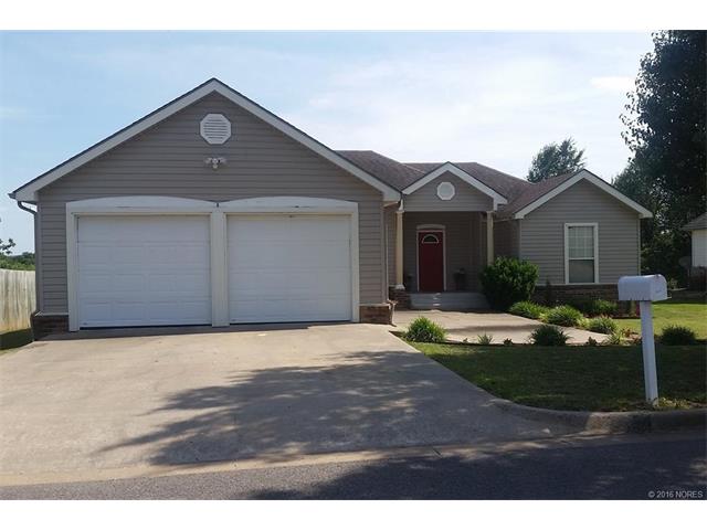 1207 W 1st Street, Tahlequah, OK 74464