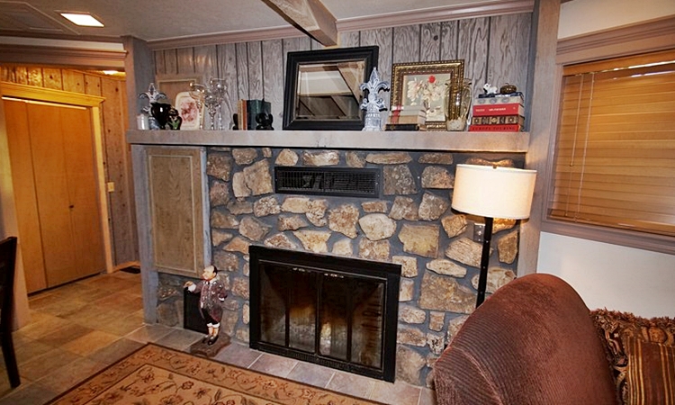 1070 N. BRYANT RD., Tahlequah, OK 74464