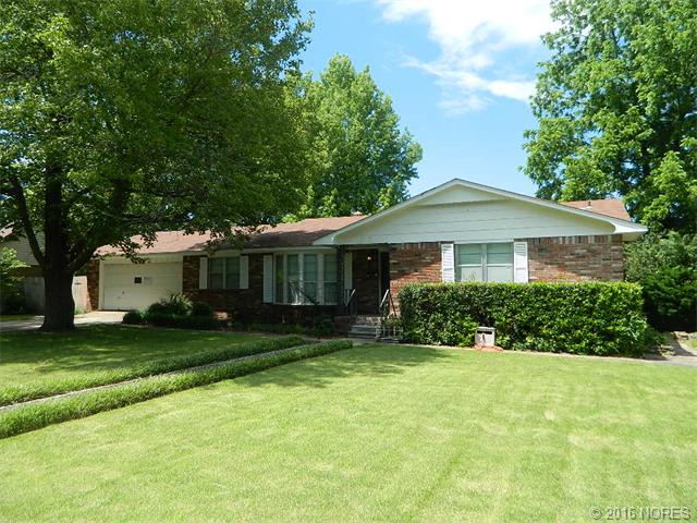 618 W Downing Street, Tahlequah, OK 74464