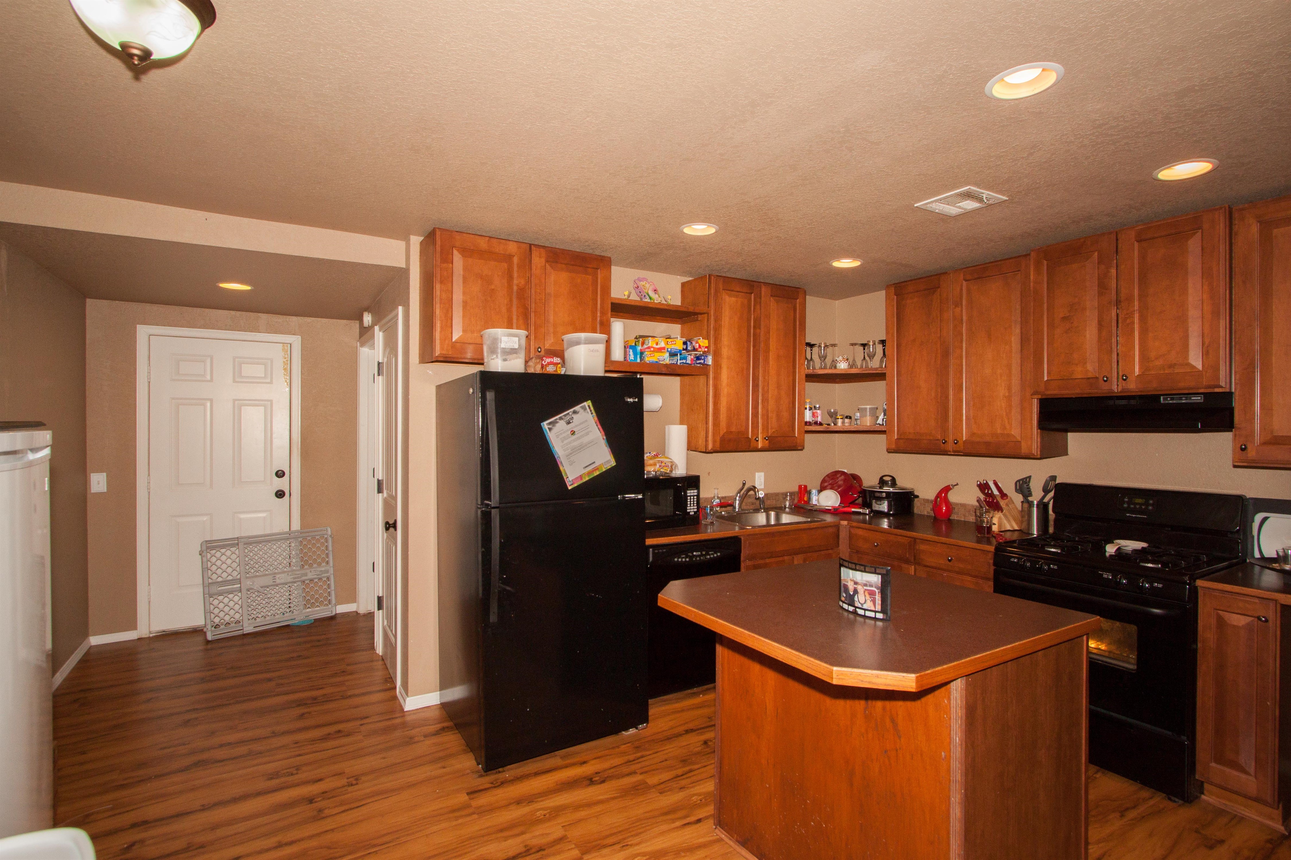 106 S Gertrude Avenue, Wagoner, OK 74467