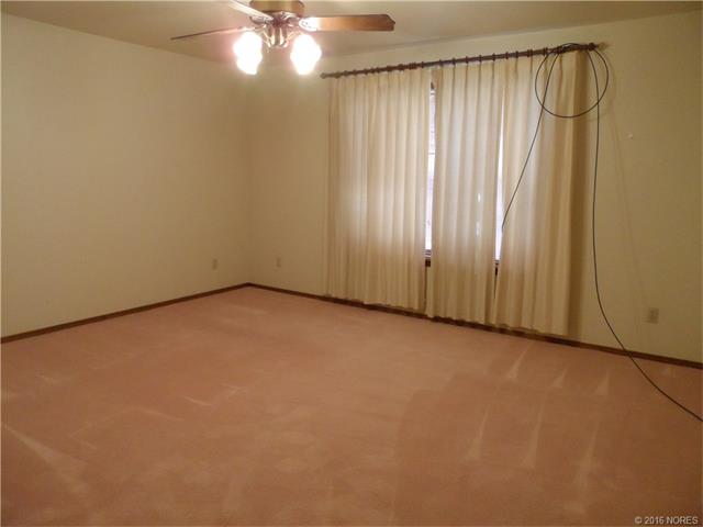 2503 Falcon Lane, McAlester, OK 74501