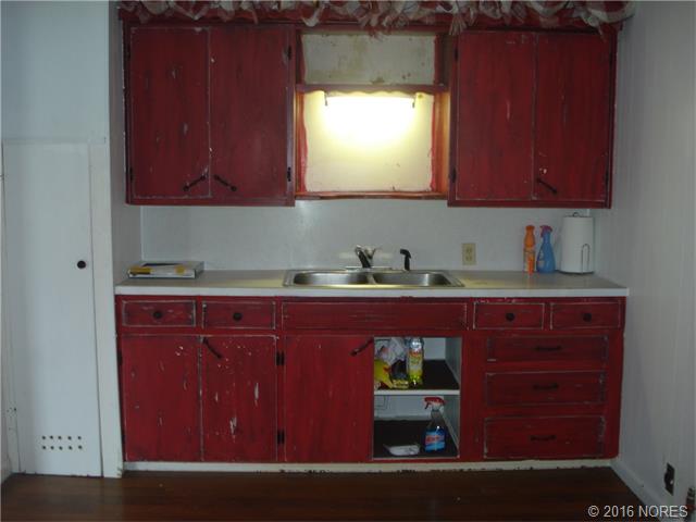 607 W Taylor Ave, McAlester, OK 74501