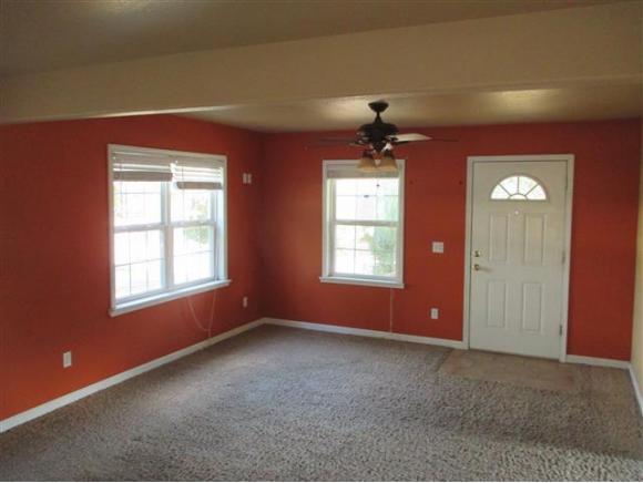 512 E Tyler Ave, McAlester, OK 74501