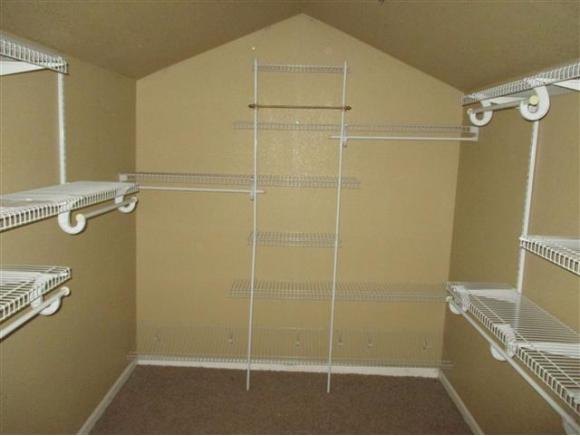 512 E Tyler Ave, McAlester, OK 74501