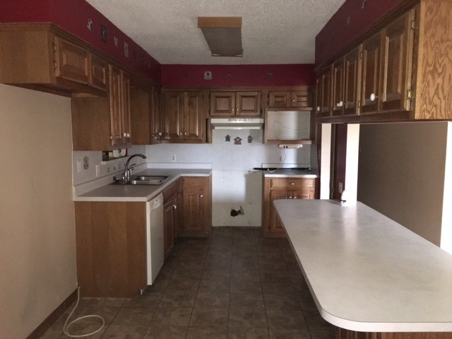 504 W CEDAR, Atoka, OK 74525