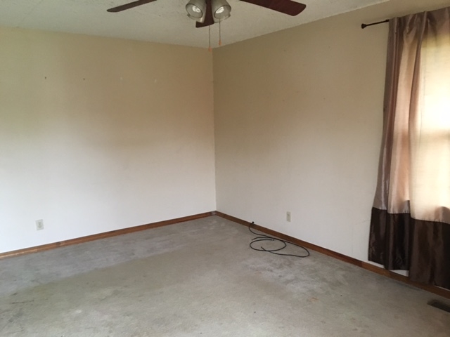 504 W CEDAR, Atoka, OK 74525