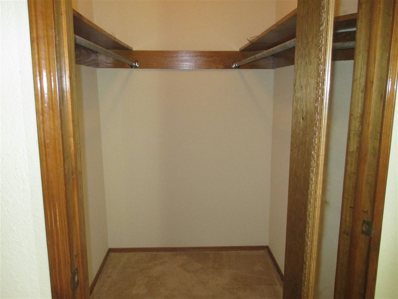 1412 Lowry Ln, Atoka, OK 74525