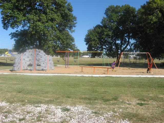 Parks Addition, Coalgate, OK 74538