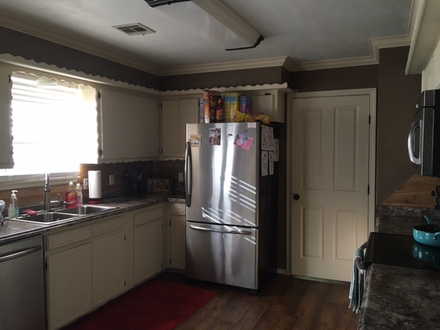 711 SW RAILROAD ST., Coalgate, OK 74538
