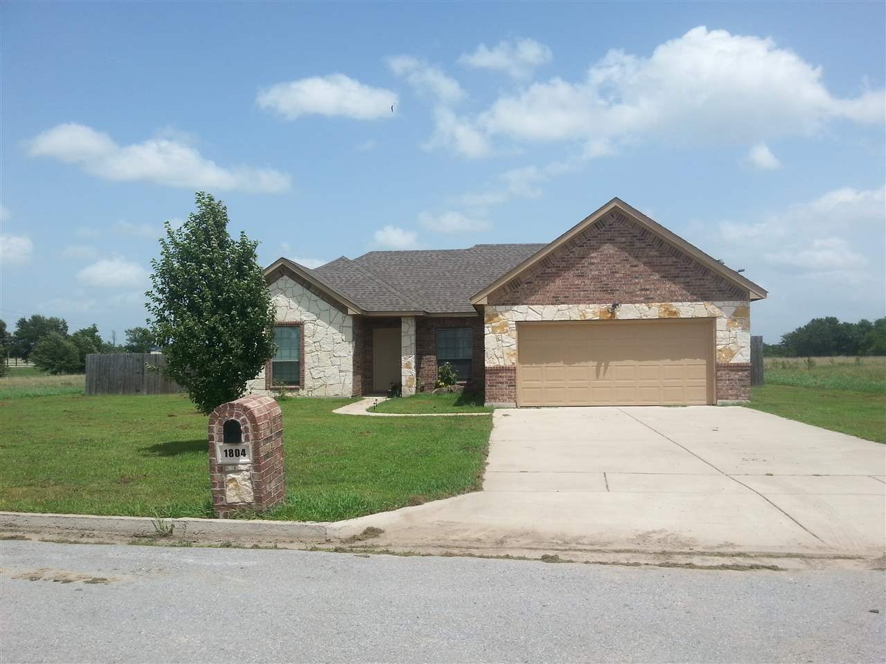 1804 S MALLARD DR., Coalgate, OK 74538