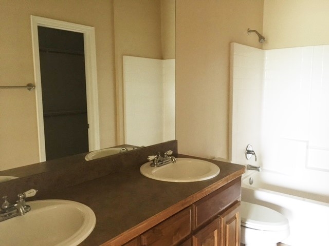 1804 S MALLARD DR., Coalgate, OK 74538
