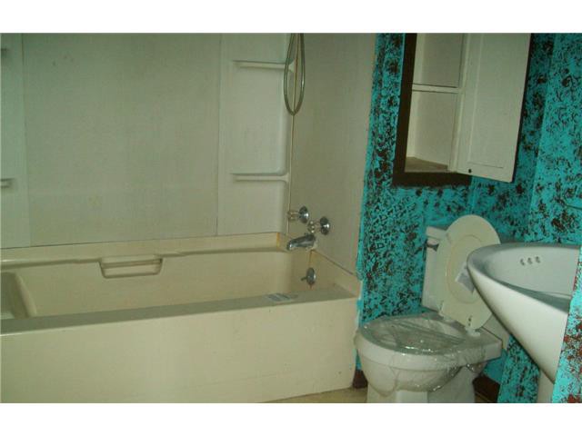 400 N Ash StPonca City, OK, 74601Kay County
