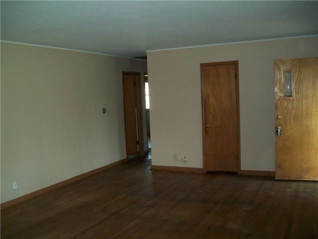 725 E Albany AvePonca City, OK, 74601Kay County