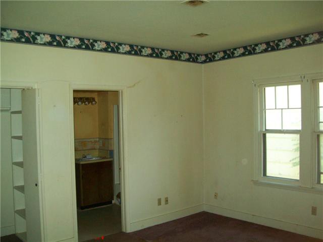 519 N 4th StPonca City, OK, 74601Kay County