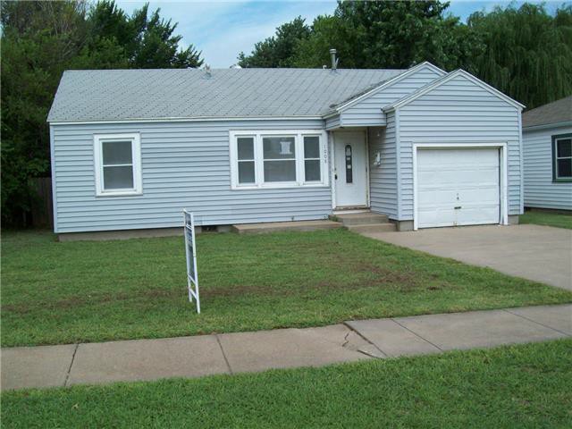 1008 N Pine StPonca City, OK, 74601Kay County