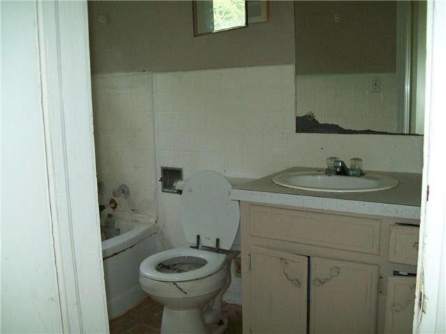 1008 N Pine StPonca City, OK, 74601Kay County