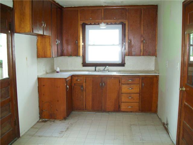 1008 N Pine StPonca City, OK, 74601Kay County