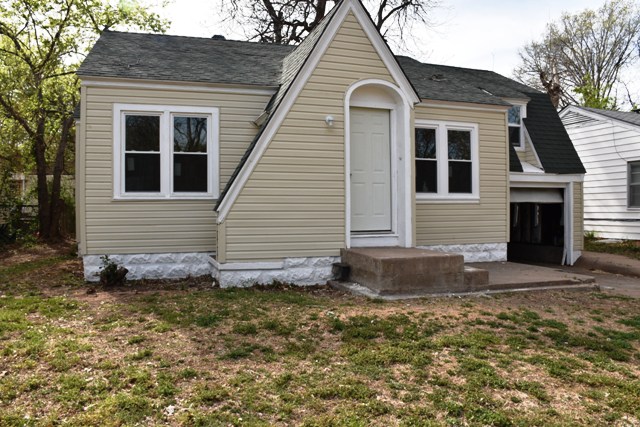 420 N 9th, Ponca City, OK 74601