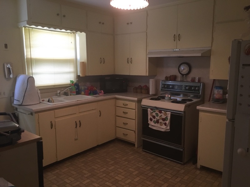608 E Fresno, Ponca City, OK 74601