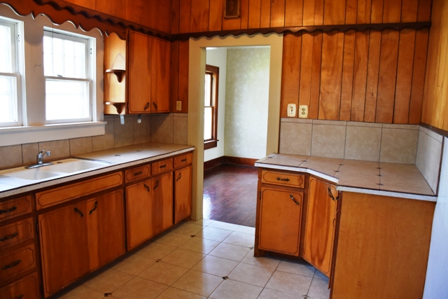 336 S Lake, Ponca City, OK 74604