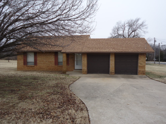 2712 Turner, Ponca City, OK 74604