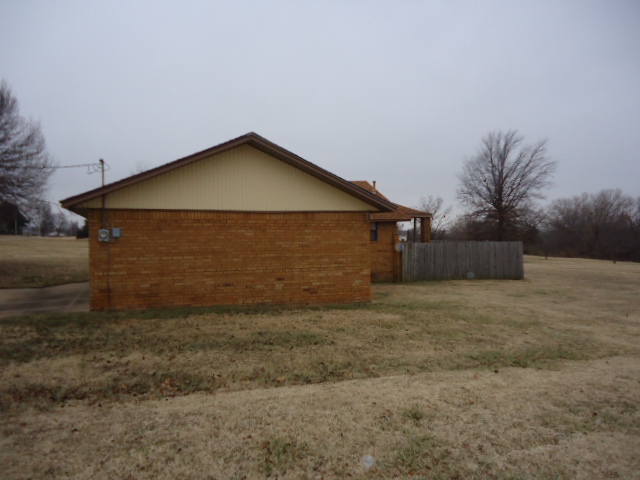 2712 Turner, Ponca City, OK 74604