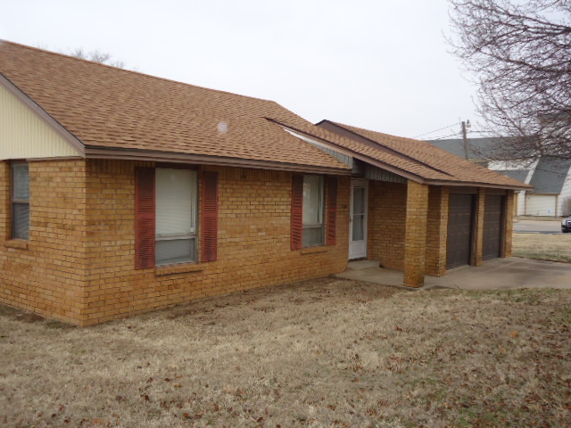 2712 Turner, Ponca City, OK 74604